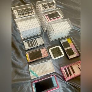 acrylic false eyelash storage boxes and various size individual lash extensions